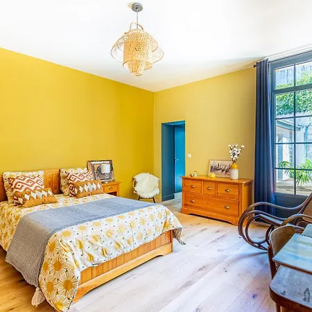La Dependance - Piscine & Jardin Dans Holiday home *